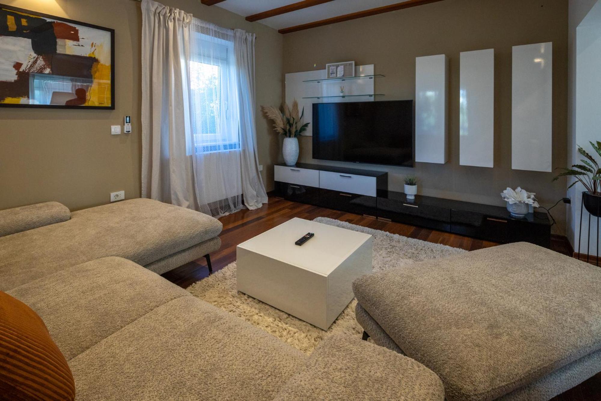 Lumaja Luxury Apartman Biograd Na Moru Zewnętrze zdjęcie